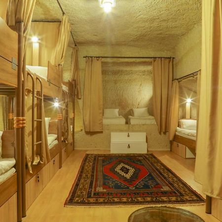 Homestay Cave Hostel เกอเรเม ภายนอก รูปภาพ
