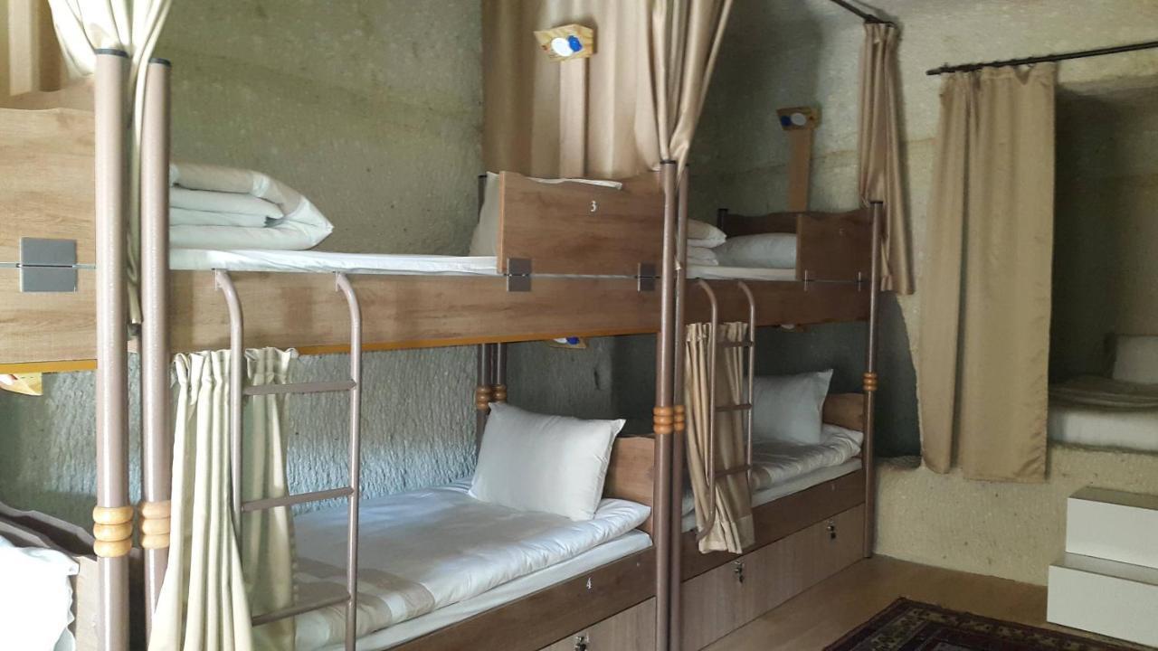 Homestay Cave Hostel เกอเรเม ภายนอก รูปภาพ