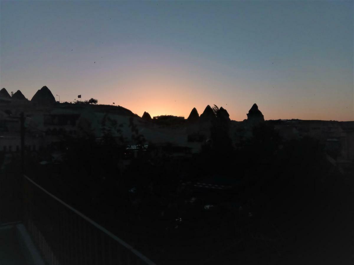Homestay Cave Hostel เกอเรเม ภายนอก รูปภาพ