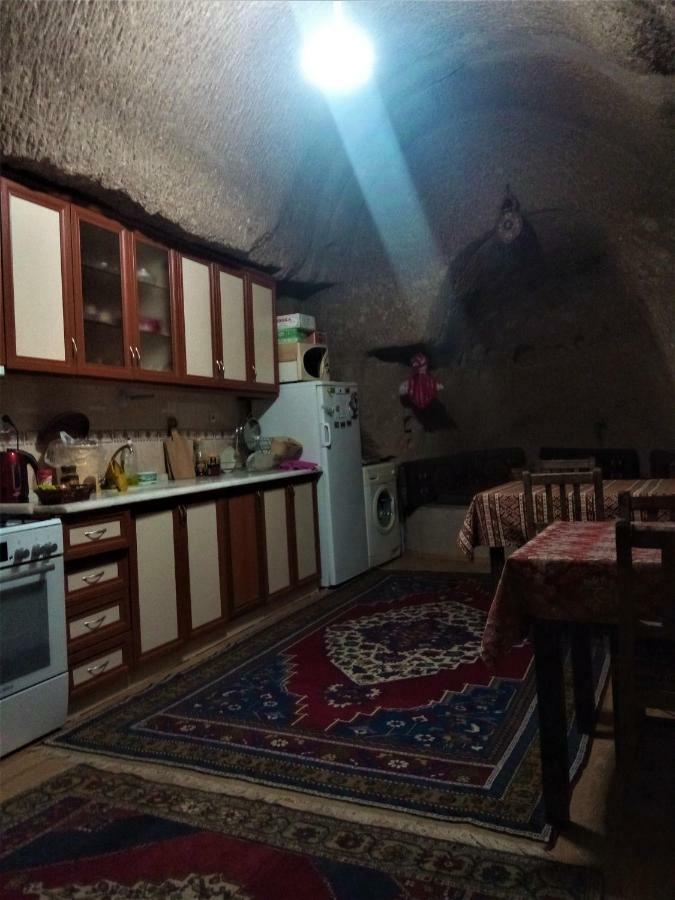 Homestay Cave Hostel เกอเรเม ภายนอก รูปภาพ